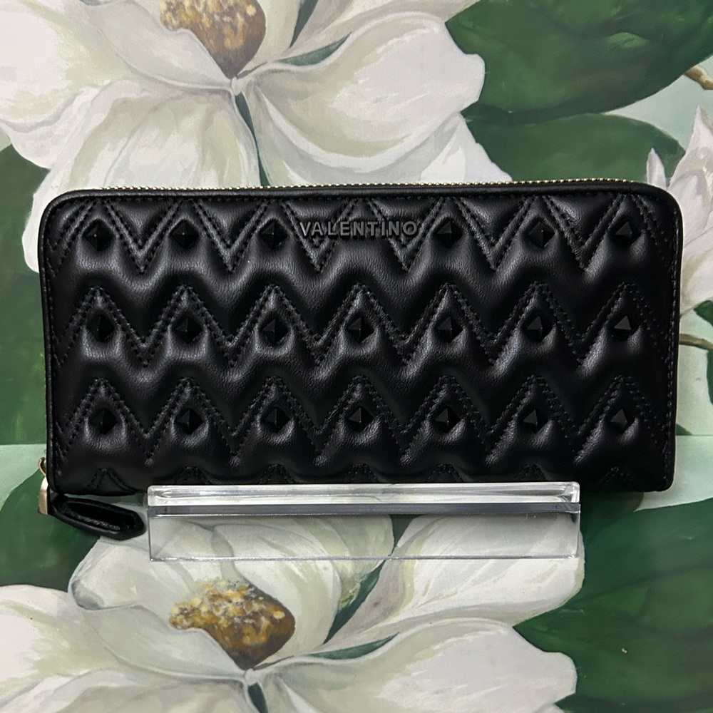 Mario Valentino Leonardo Sauvage Leather Continental Wallet